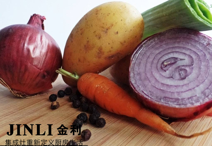 莫等廚房變得油煙滾滾才后悔當初沒買集成灶