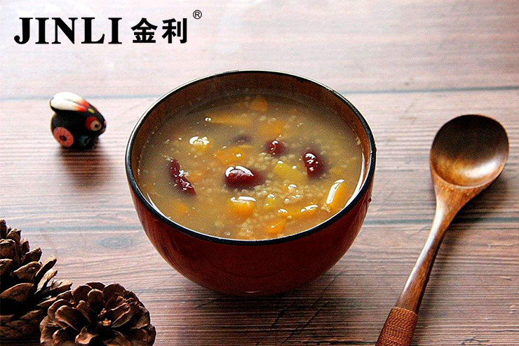 懂生活的人，廚房里都有一臺(tái)金利集成灶坐鎮(zhèn)！