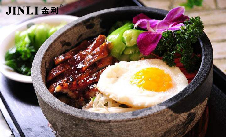 集成灶十大品牌金利，讓廚房成為一個可以溝通的地方！